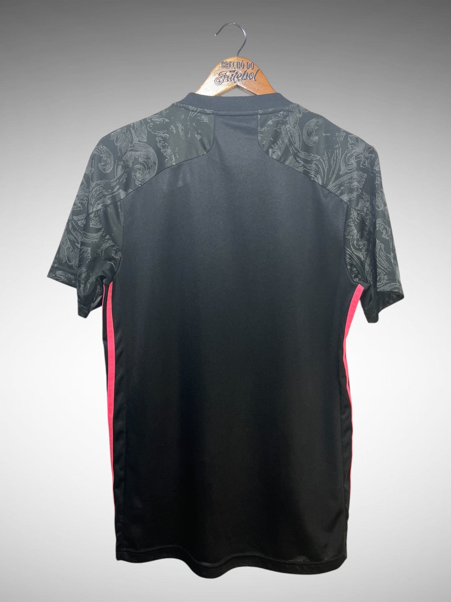 Real Madrid 2020 Terceira Camisa Tam P.
