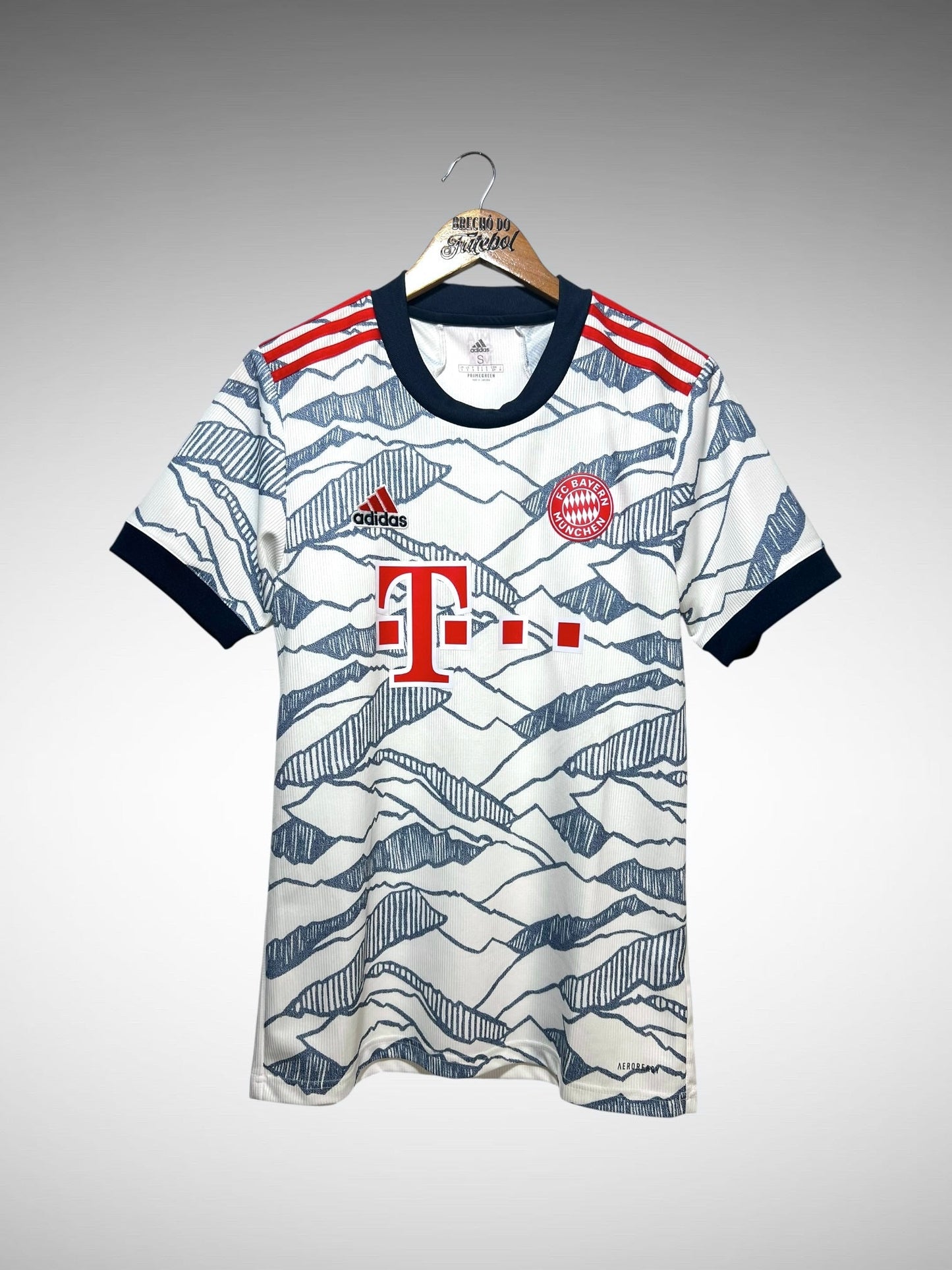 Bayern de Munique 2021 Terceira Camisa Tam P.