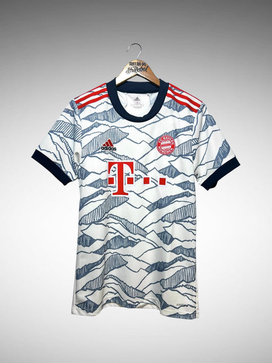 Bayern de Munique 2021 Terceira Camisa Tam P.