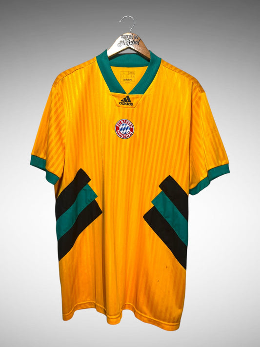 Bayern de Munique 2022 Camisa Icon Tam G.