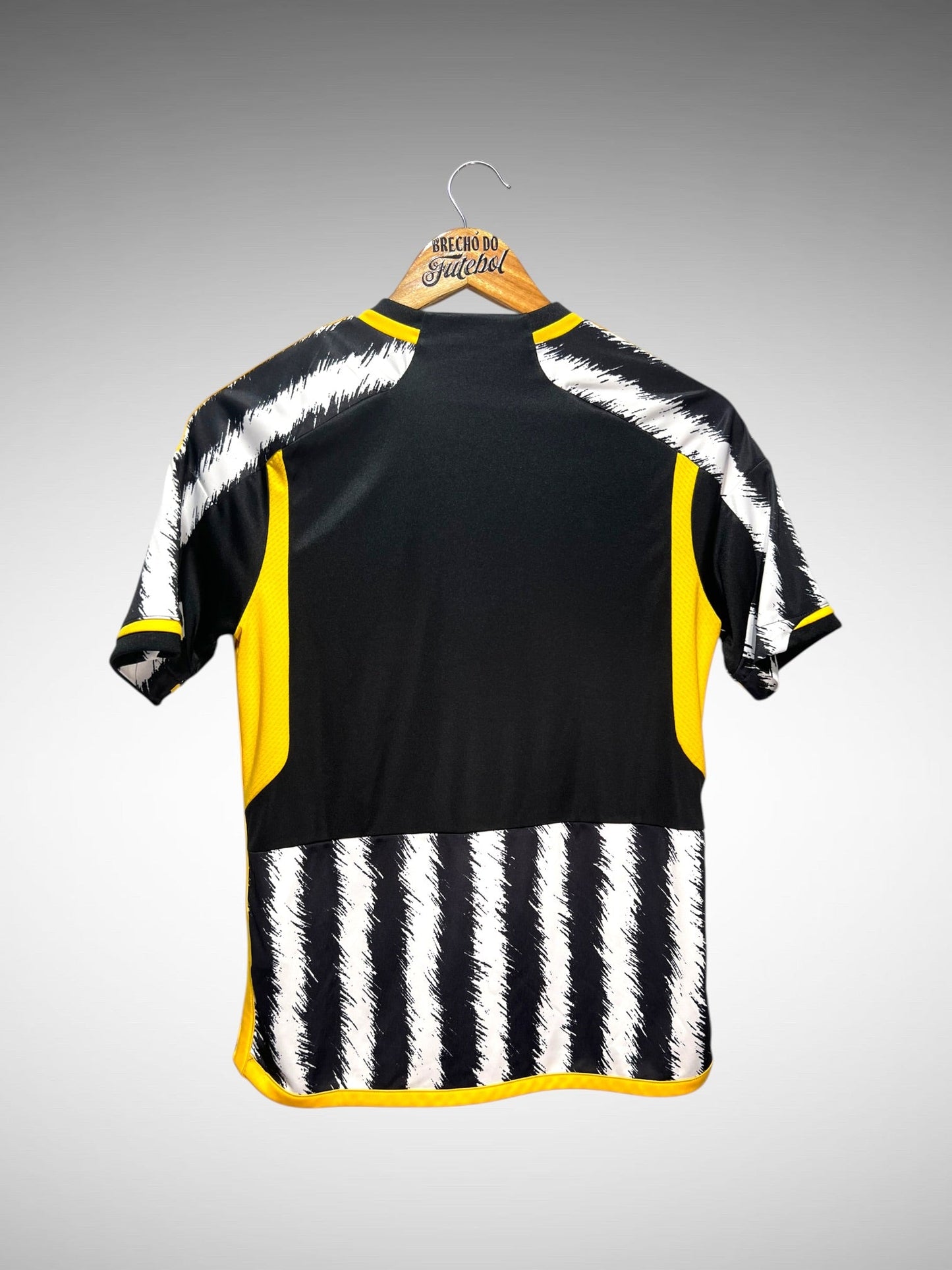 Juventus 2023 Primeira Camisa Tam 14 anos Infantil.