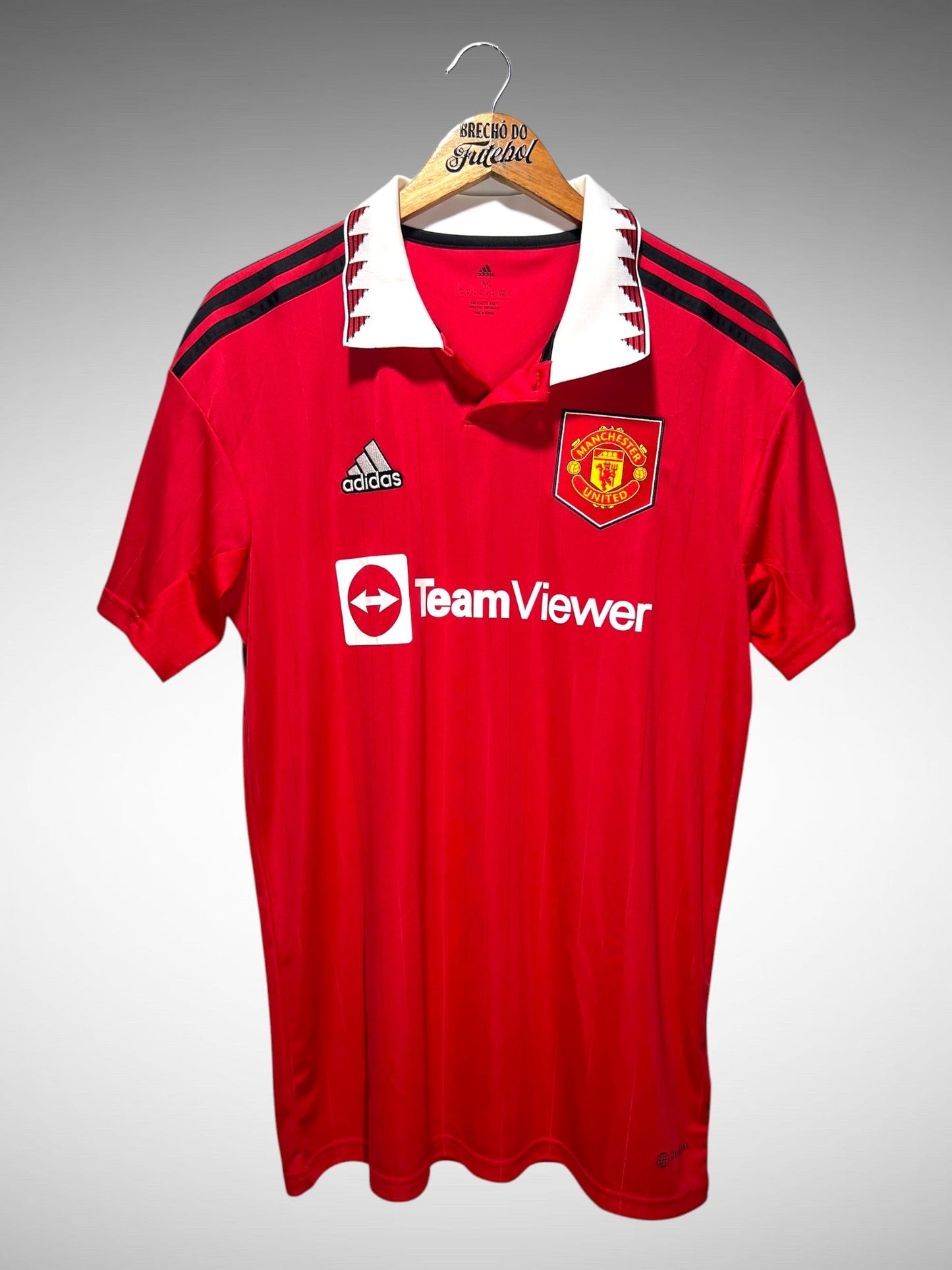 Manchester United 2022 Primeira Camisa Tam M.