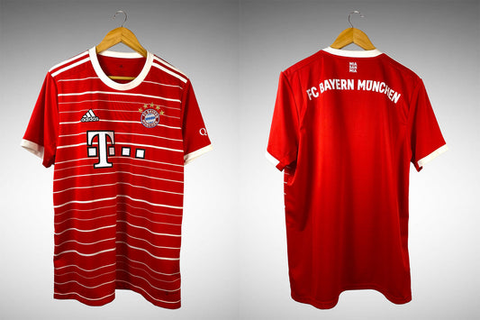 Bayern de Munique 2022 Primeira Camisa Tam G.